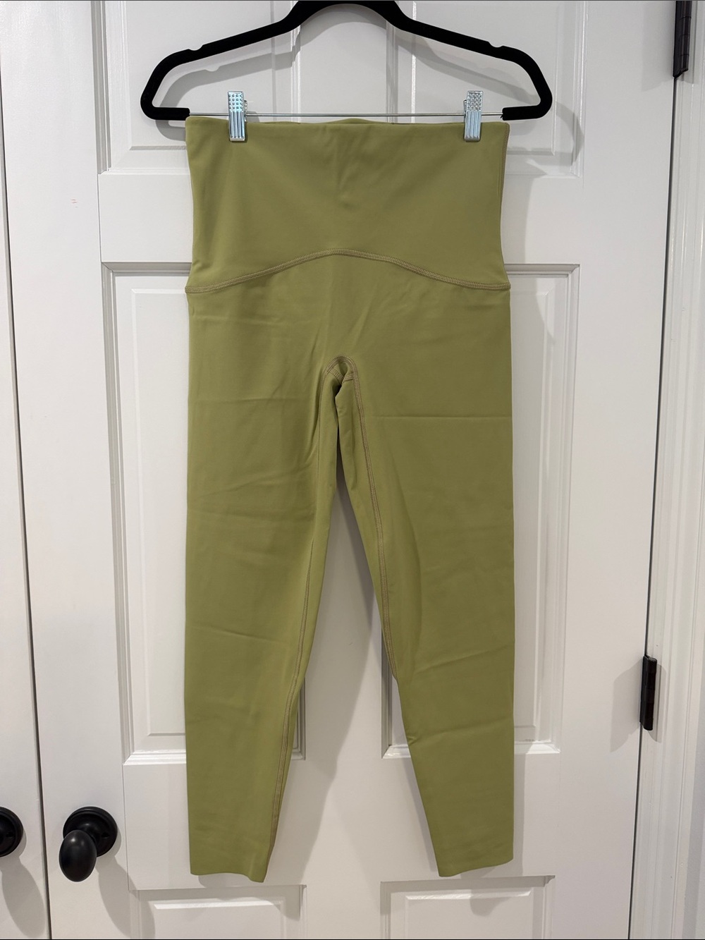 Spanx Booty Boost leggings size L